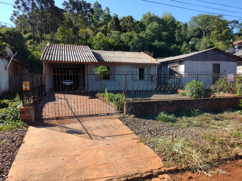Casa - Venda - So Pelegrino - Getlio Vargas - RS