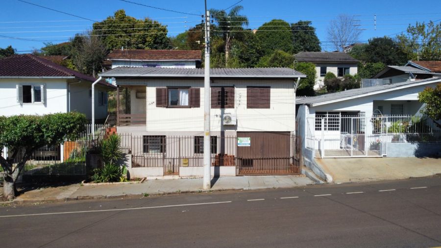 Casa - Venda - So Pelegrino - Getlio Vargas - RS