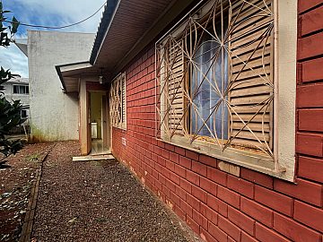 ALUGA-SE CASA BAIRRO SANTO ANDR�