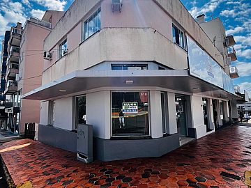 Sala Comercial para Loca��o � Esquina no Centro de GV